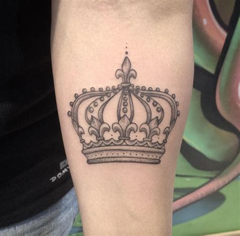 ink crown tattoo designs